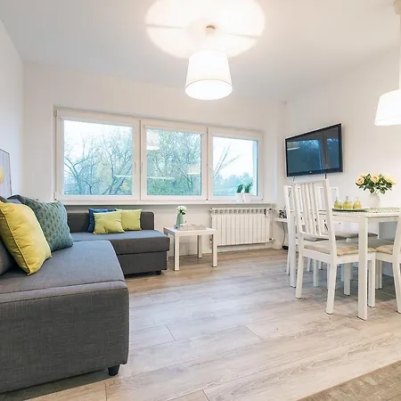 Apartamento P&o Okecie Varsovia