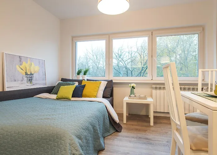 P&o Okecie דירה *